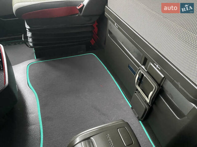 Вольво FH 13, объемом двигателя 0 л и пробегом 723 тыс. км за 41245 $, фото 9 на Automoto.ua