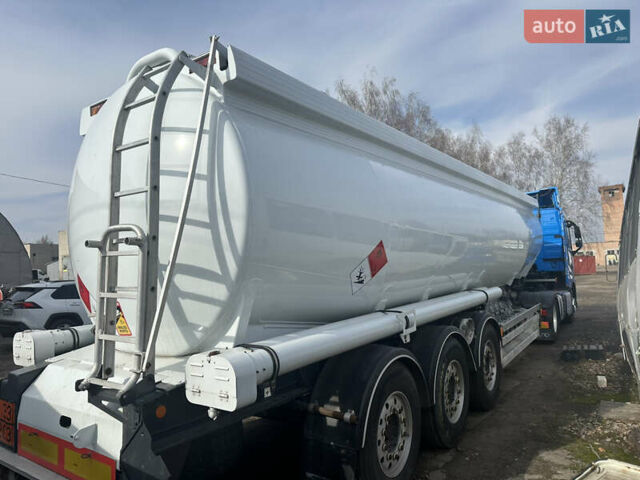 Вольво FH 13, объемом двигателя 0 л и пробегом 871 тыс. км за 77700 $, фото 15 на Automoto.ua