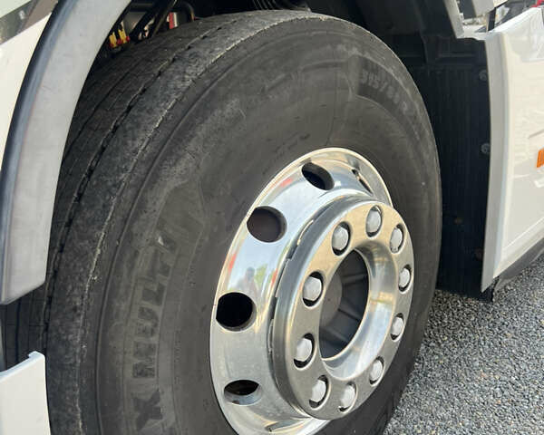 Вольво FH 13, объемом двигателя 0 л и пробегом 682 тыс. км за 48495 $, фото 35 на Automoto.ua