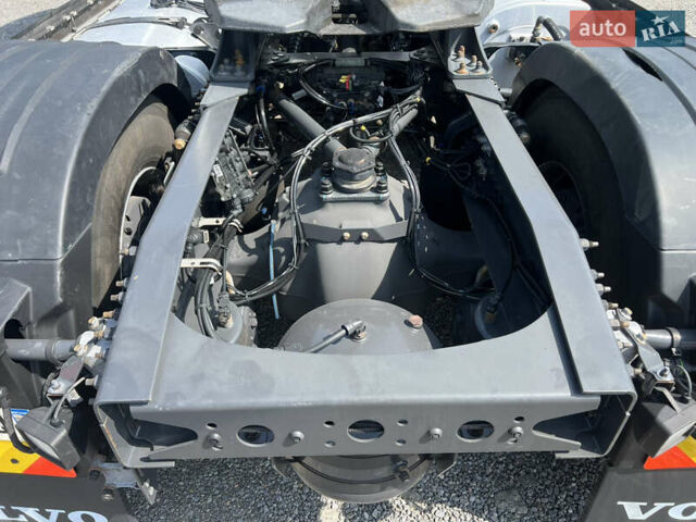 Вольво FH 13, объемом двигателя 0 л и пробегом 682 тыс. км за 48495 $, фото 25 на Automoto.ua