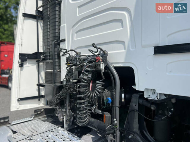 Вольво FH 13, объемом двигателя 0 л и пробегом 682 тыс. км за 48495 $, фото 30 на Automoto.ua