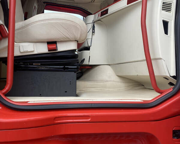 Вольво FH 13, объемом двигателя 0 л и пробегом 630 тыс. км за 44768 $, фото 28 на Automoto.ua