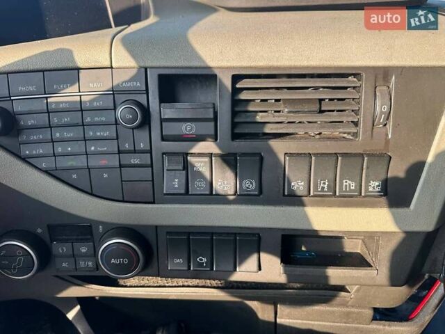 Вольво FH 13, об'ємом двигуна 12.8 л та пробігом 916 тис. км за 43144 $, фото 26 на Automoto.ua