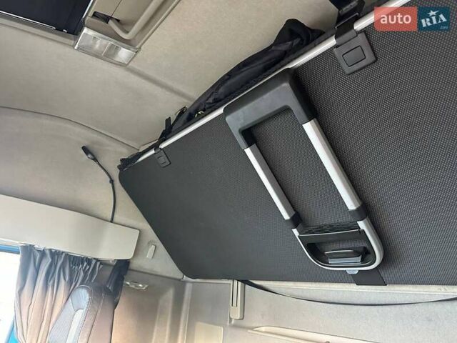 Вольво FH 13, об'ємом двигуна 12.8 л та пробігом 916 тис. км за 43144 $, фото 31 на Automoto.ua