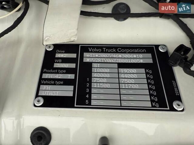 Вольво FH 13, объемом двигателя 0 л и пробегом 700 тыс. км за 44760 $, фото 9 на Automoto.ua