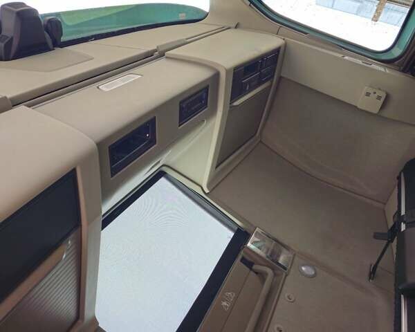 Вольво FH 13, объемом двигателя 0 л и пробегом 785 тыс. км за 42597 $, фото 19 на Automoto.ua