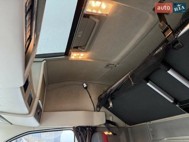 Вольво FH 13, объемом двигателя 0 л и пробегом 700 тыс. км за 44760 $, фото 14 на Automoto.ua