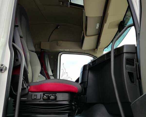Вольво FH 13, объемом двигателя 12.9 л и пробегом 780 тыс. км за 64827 $, фото 10 на Automoto.ua