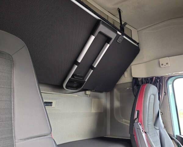 Вольво FH 13, объемом двигателя 0 л и пробегом 785 тыс. км за 42597 $, фото 20 на Automoto.ua