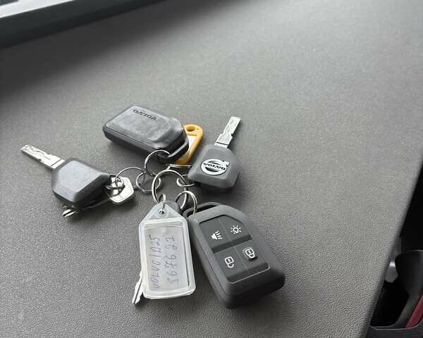 Вольво FH 13, объемом двигателя 0 л и пробегом 720 тыс. км за 46999 $, фото 26 на Automoto.ua