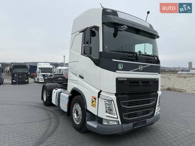 Вольво FH 13, объемом двигателя 0 л и пробегом 700 тыс. км за 44760 $, фото 3 на Automoto.ua