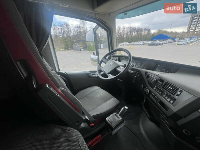 Вольво FH 13, объемом двигателя 0 л и пробегом 700 тыс. км за 48900 $, фото 38 на Automoto.ua