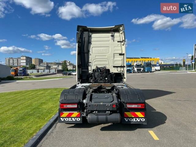 Вольво FH 13, объемом двигателя 0 л и пробегом 380 тыс. км за 93303 $, фото 6 на Automoto.ua