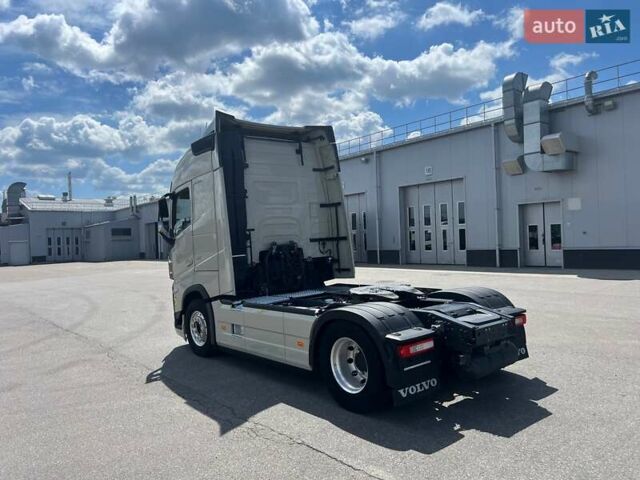 Вольво FH 13, объемом двигателя 0 л и пробегом 377 тыс. км за 102000 $, фото 4 на Automoto.ua