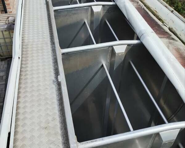 Вольво FH 13, объемом двигателя 0 л и пробегом 900 тыс. км за 10500 $, фото 3 на Automoto.ua