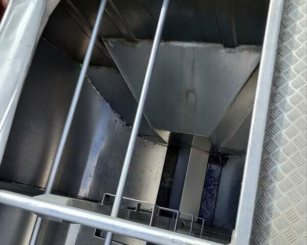 Вольво FH 13, объемом двигателя 0 л и пробегом 900 тыс. км за 10500 $, фото 5 на Automoto.ua