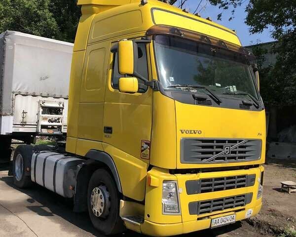 Вольво FH 13 2006 в Киеве на Automoto.ua Желтый Вольво FH 13, объемом двигателя 12.78 л и пробегом 1 тыс. км за 10500 $, фото 5 на Automoto.ua