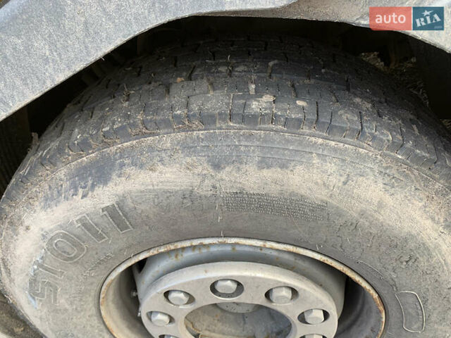 Желтый Вольво FH 13, объемом двигателя 12.78 л и пробегом 410 тыс. км за 14000 $, фото 3 на Automoto.ua