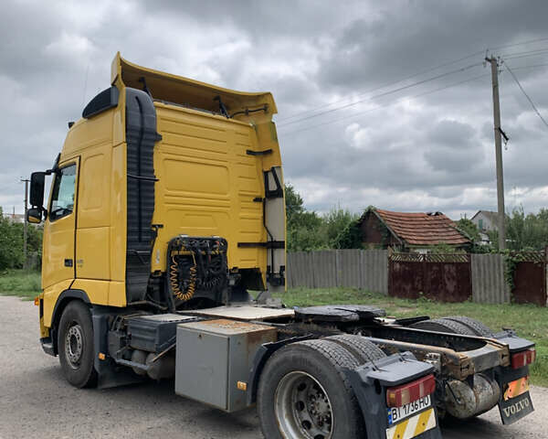 Желтый Вольво FH 13, объемом двигателя 12.78 л и пробегом 410 тыс. км за 14000 $, фото 8 на Automoto.ua