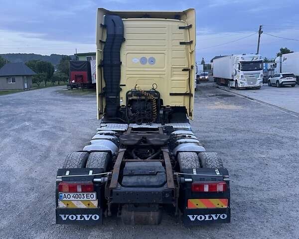 Желтый Вольво FH 13, объемом двигателя 0 л и пробегом 100 тыс. км за 14700 $, фото 5 на Automoto.ua