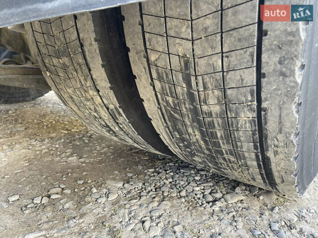 Желтый Вольво FH 13, объемом двигателя 12.9 л и пробегом 963 тыс. км за 38500 $, фото 16 на Automoto.ua