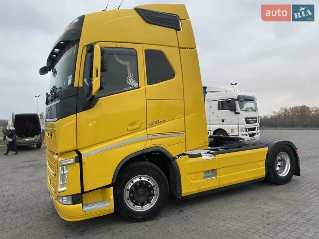 Желтый Вольво FH 13, объемом двигателя 0 л и пробегом 930 тыс. км за 42900 $, фото 8 на Automoto.ua