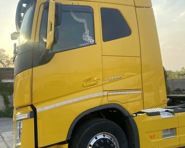 Жовтий Вольво FH 13, об'ємом двигуна 0 л та пробігом 930 тис. км за 41900 $, фото 10 на Automoto.ua