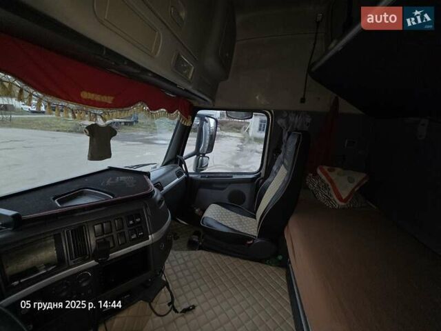 Серый Вольво FH 13, объемом двигателя 0 л и пробегом 300 тыс. км за 28500 $, фото 20 на Automoto.ua