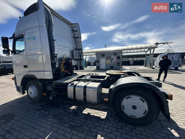 Серый Вольво FH 13, объемом двигателя 12.1 л и пробегом 10 тыс. км за 10900 $, фото 5 на Automoto.ua