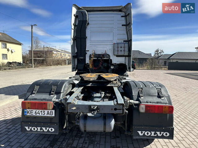 Серый Вольво FH 13, объемом двигателя 12.1 л и пробегом 10 тыс. км за 10900 $, фото 4 на Automoto.ua