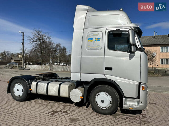 Серый Вольво FH 13, объемом двигателя 12.1 л и пробегом 10 тыс. км за 10900 $, фото 1 на Automoto.ua