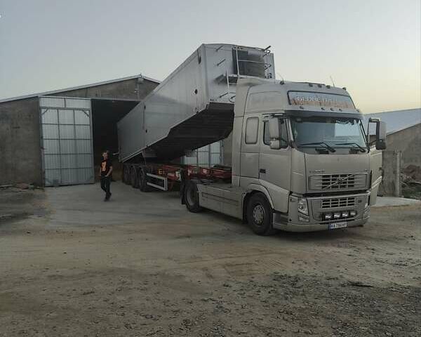 Сірий Вольво FH 13, об'ємом двигуна 12.78 л та пробігом 160 тис. км за 14500 $, фото 5 на Automoto.ua