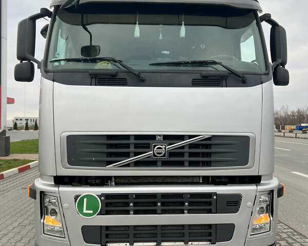 Сірий Вольво FH 13, об'ємом двигуна 12.78 л та пробігом 1 тис. км за 20800 $, фото 1 на Automoto.ua