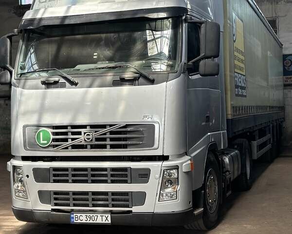 Вольво FH 13 2008 в Львове на Automoto.ua Серый Вольво FH 13, объемом двигателя 0 л и пробегом 1 тыс. км за 15500 $, фото 5 на Automoto.ua