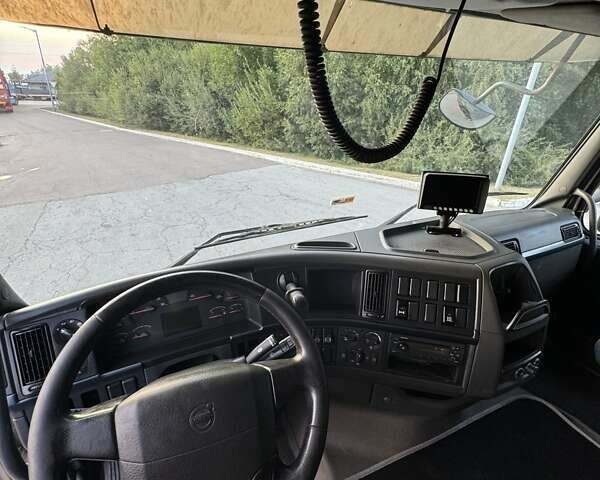 Серый Вольво FH 13, объемом двигателя 0 л и пробегом 950 тыс. км за 24900 $, фото 17 на Automoto.ua