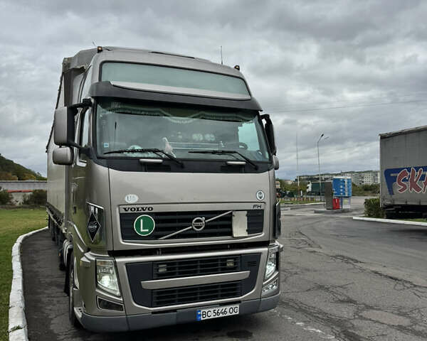 Сірий Вольво FH 13, об'ємом двигуна 12.78 л та пробігом 1000 тис. км за 10000 $, фото 6 на Automoto.ua