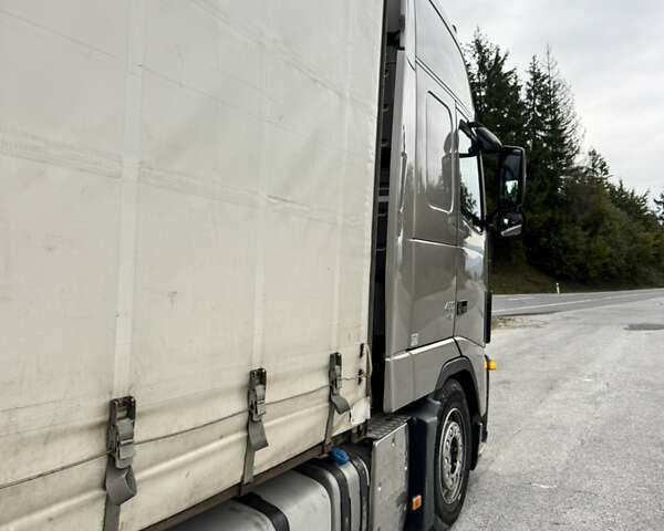 Серый Вольво FH 13, объемом двигателя 12.78 л и пробегом 1 тыс. км за 20000 $, фото 12 на Automoto.ua