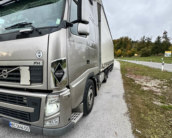 Сірий Вольво FH 13, об'ємом двигуна 12.78 л та пробігом 1000 тис. км за 10000 $, фото 9 на Automoto.ua