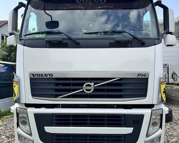 Сірий Вольво FH 13, об'ємом двигуна 12.78 л та пробігом 1000 тис. км за 10000 $, фото 19 на Automoto.ua