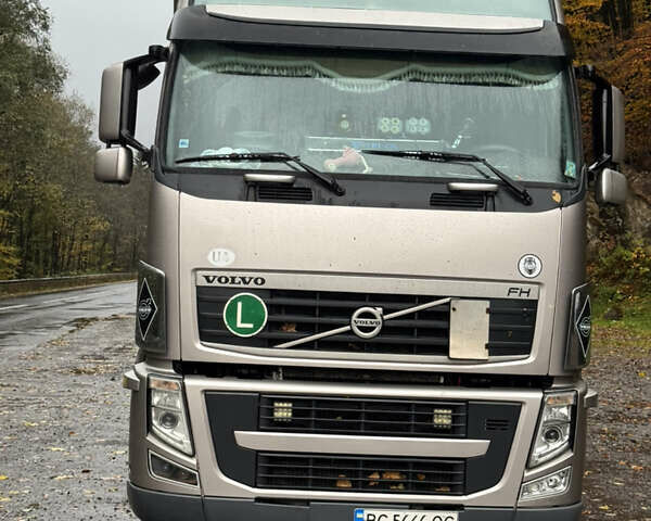 Серый Вольво FH 13, объемом двигателя 12.78 л и пробегом 1 тыс. км за 20000 $, фото 5 на Automoto.ua