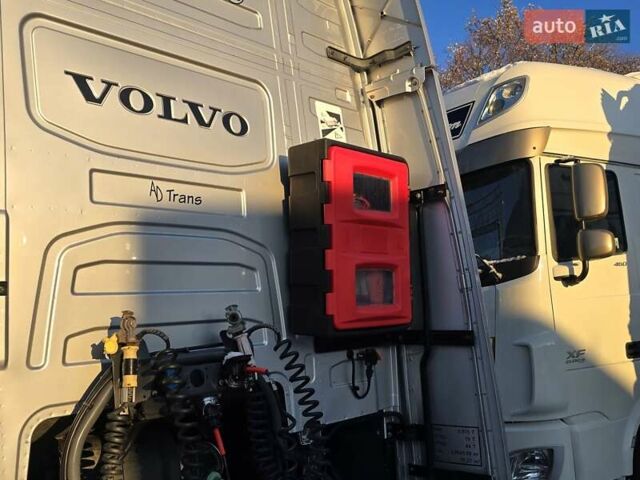Серый Вольво FH 13, объемом двигателя 13 л и пробегом 960 тыс. км за 36894 $, фото 17 на Automoto.ua