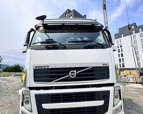 Сірий Вольво FH 13, об'ємом двигуна 12.78 л та пробігом 1000 тис. км за 10000 $, фото 26 на Automoto.ua