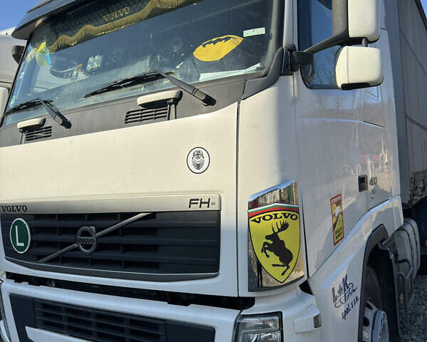 Сірий Вольво FH 13, об'ємом двигуна 12.78 л та пробігом 1000 тис. км за 10000 $, фото 52 на Automoto.ua