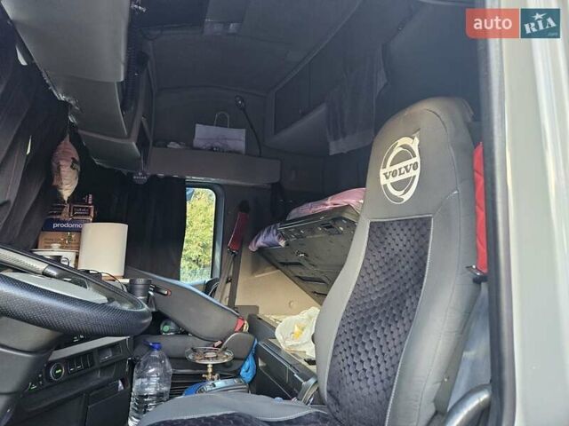 Серый Вольво FH 13, объемом двигателя 12.78 л и пробегом 905 тыс. км за 35000 $, фото 5 на Automoto.ua