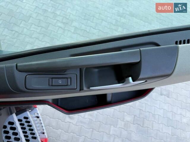 Серый Вольво FH 13, объемом двигателя 0 л и пробегом 780 тыс. км за 48999 $, фото 201 на Automoto.ua