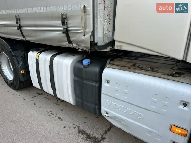 Сірий Вольво FH 13, об'ємом двигуна 12.9 л та пробігом 820 тис. км за 42900 $, фото 11 на Automoto.ua