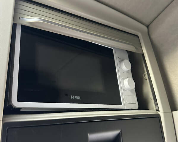 Сірий Вольво FH 13, об'ємом двигуна 12.9 л та пробігом 820 тис. км за 42900 $, фото 43 на Automoto.ua