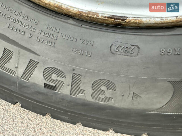 Сірий Вольво FH 13, об'ємом двигуна 12.9 л та пробігом 820 тис. км за 42900 $, фото 20 на Automoto.ua