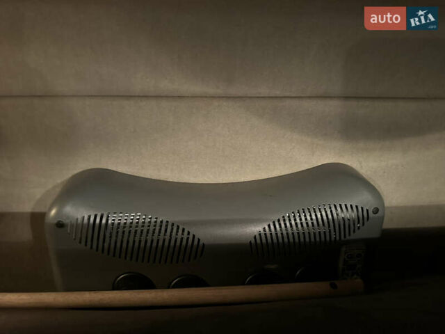 Сірий Вольво FH 13, об'ємом двигуна 12.9 л та пробігом 820 тис. км за 42900 $, фото 33 на Automoto.ua