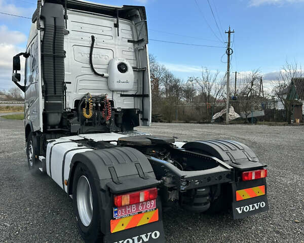 Сірий Вольво FH 13, об'ємом двигуна 12.9 л та пробігом 821 тис. км за 41900 $, фото 7 на Automoto.ua